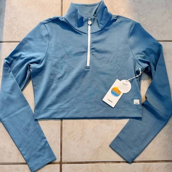 NWT Vuori Lux Rib Half Zip Long Sleeve Cropped Top in Stillwater Blue - Picture 1 of 10